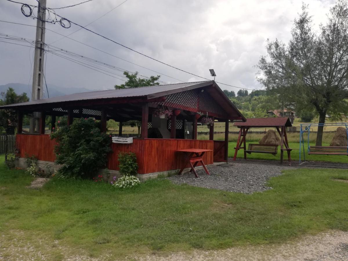 Pensiunea Iozefina Moieciu de Jos Exterior foto